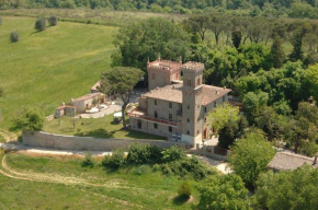 Отель Relais Castelluccio Palusse  Читта-Делла-Пьеве